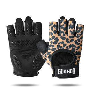 Gants de sport demi-doigts avec grip en silicone et paume épaisse, antidérapants, résistants à la transpiration, dos en maille polyester respirante - Product Image 4