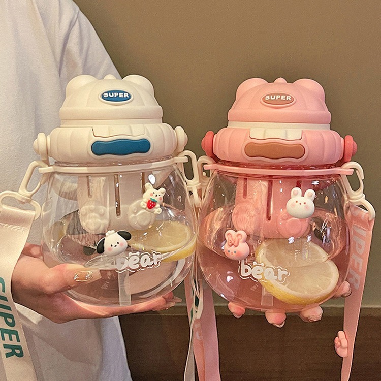 Детская пластиковая бутылка для воды