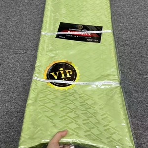 Tissu <span class=keywords><strong>Brocart</strong></span> Bazin Riche 100% Coton Lourd, <span class=keywords><strong>Brocart</strong></span> Africain de Guinée pour Vêtements Hommes et Garçons - Product Image 4