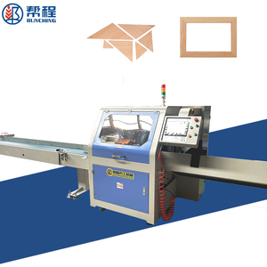 <span class=keywords><strong>Scie</strong></span> <span class=keywords><strong>à</strong></span> onglet automatique haute qualité <span class=keywords><strong>à</strong></span> angle variable, moteur horizontal, longueur d'alimentation 6000 mm, machine <span class=keywords><strong>à</strong></span> bois - Product Image 6