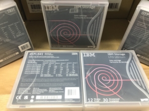 เทปสำรองข้อมูล 01PL041 LTO8 Ultrium 8 ความจุ 12TB - Product Image 6