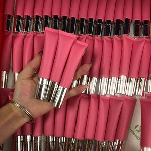 Brillo Labial Voluminizador de Venta Caliente, Etiqueta Privada, Voluminizador Extremo de <span class=keywords><strong>Labios</strong></span>, Aceite de Brillo con Ácido Hialurónico - Product Image 2