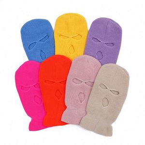 Vente en gros de masques de ski en tricot brodés de qualité supérieure, personnalisés, couvrant tout le visage, à 3 trous, bonnet d'hiver pour hommes et femmes - Product Image 3