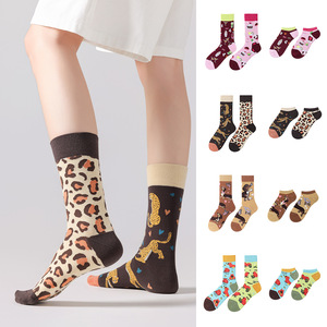 Calcetines de Algodón Originales Nuevos AB Casuales con Dibujos Animados para Hombre y Mujer, Calcetines Deportivos de Algodón para Parejas, a <span class=keywords><strong>la</strong></span> Moda, Antideslizantes, Asimétricos, Estilo Mandarín - Product Image 2