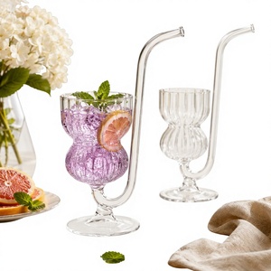 Vasos de Cóctel Transparentes de Borosilicato Hechos a Mano de 350 ml, Vasos de Martini y Margarita Sin Plomo, Cristalería Reutilizable al por Mayor - Product Image 2