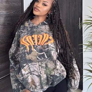 <span class=keywords><strong>Sudadera</strong></span> con Capucha Holgada Informal con Estampado de Letras Grandes y Logotipo de Moda al por Mayor - Product Image 6