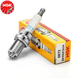 Pièces automobiles NGK a autorisé la <span class=keywords><strong>vente</strong></span> de bougies d'allumage d'origine d'origine 6872 BKR6EQUA OEM 46480307 0030548 60512848 pour ALFA ROMEO - Product Image 1