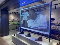 Pantalla LED para Ventanas de Cristal de Salas de Exhibición de Automóviles, de Alto Rendimiento para Interiores, Multiusos, P3.91-7.81mm