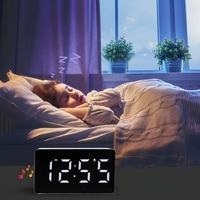Mini horloge électronique Simple LED numérique muet alimenté par USB haute qualité ABS plastique miroir Design bureau réveil