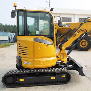 Escavadora Mini de 4,2 Toneladas com Garantia de 1 Ano para Uso em Construção, Força de Escavação Forte - Product Image 1