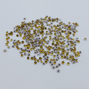 Diamants pointus en acrylique 2,5 mm or et argent pour la peinture sur porcelaine, décoration DIY, paquet de 1 lb - Product Image 1