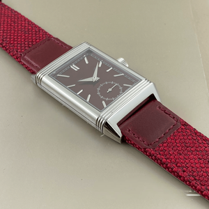 Reloj Rectangular de Lujo para Hombre con Segundero Pequeño, Caja de Metal Pulido, Correa Roja de Dos Tonos para Eventos Formales y Casuales Elegantes - Product Image 1