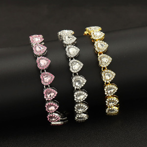 กำไลข้อมือรูปหัวใจแบบคิวบันลิงค์ประดับคริสตัลสีชมพูขนาด 10 มม. สำหรับผู้หญิง ขายส่ง - Product Image 1