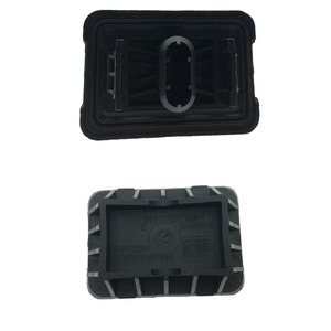 Coussin de positionnement en plastique pour cric de voiture BMW 51717237195 pour E84 F02 - Product Image 1