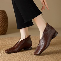 Mocassini Vintage in PU Goffrato con Punta Quadrata e Tacco Grosso, Suola in Gomma, Versatili per Primavera/Autunno