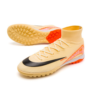 <span class=keywords><strong>Scarpe</strong></span> da <span class=keywords><strong>calcio</strong></span> alte da uomo professionali con punte lunghe e <span class=keywords><strong>scarpe</strong></span> da <span class=keywords><strong>calcio</strong></span> rotte nuove calze da <span class=keywords><strong>calcio</strong></span> per l'allenamento invernale - Product Image 5