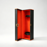 Boîte de présentation classique vintage en cuir PU noir mat pour une bouteille de vin, boîte à liqueur noire de qualité supérieure pour marque de spiritueux
