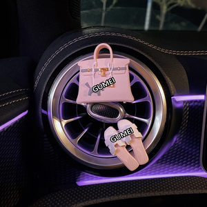 Handgefertigter Luxus-Taschen-Lufterfrischer als Clip für die Lüftung, Deko-Ornament für den Innenraum, Aroma-Diffusor für den Auslass der Auto-Klimaanlage - Product Image 2