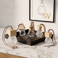 Diffuseur de parfum portable pour voiture, flacon en verre givré avec bouchon en bois, pendentif diffuseur d'arômes pour voiture