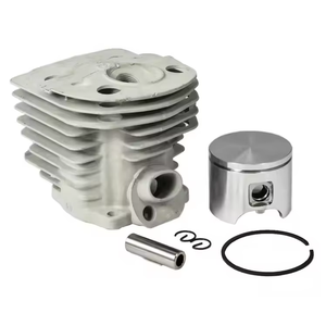 Juego de anillos de pistón de motor diésel de hierro fundido OEM para uso industrial Venta directa de fábrica al por mayor para maquinaria de tractores al por menor - Product Image 2