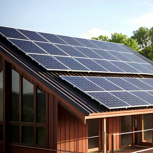 Système solaire complet hors réseau avec panneaux monocristallins en silicium 5 kW, contrôleur MPPT et kit de montage sur toit pour usage domestique - Product Image 1