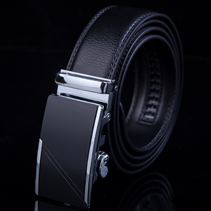 <span class=keywords><strong>Cintura</strong></span> in pelle smerigliata da <span class=keywords><strong>uomo</strong></span> di lusso di fascia alta con fibbia automatica, logo personalizzabile - Product Image 1