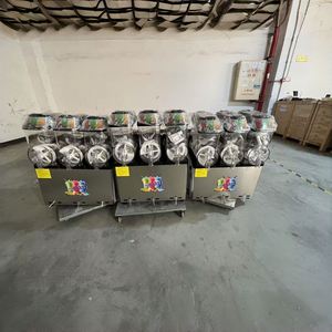 Machine à slushie de qualité certifiée CE avec 3 réservoirs de 12 L |   Machine à Granizados Commerciale pour l'Exportation Mondiale et le Marché Espagnol - Product Image 2