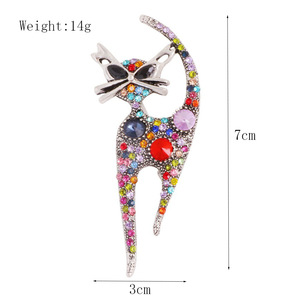 Broche de Aleación con Diseño de Gatito Retro y Adorno de Diamantes de Imitación, Estilo Europeo-Americano, Exquisito y Moderno - Product Image 5