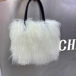 Áo khoác lông cừu Mông Cổ thật dày dặn, xù xì, kiểu dáng ngắn, cổ lông lớn, kèm túi xách, dành cho nữ, mùa đông. - Product Image 5