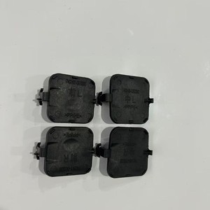 ฝาครอบสกรูขอบประตู Toyota Highlander รุ่น 74242-0E020  วัสดุพลาสติกผิวด้าน สำหรับตกแต่งภายใน - Product Image 2