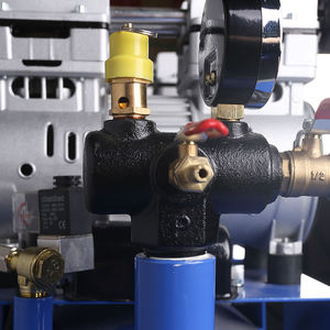 SPERAN Compressor De Aire Industrial China 100L 4.5 Hp <span class=keywords><strong>100</strong></span> <span class=keywords><strong>Litres</strong></span> <span class=keywords><strong>Compresseur</strong></span> d'air <span class=keywords><strong>silencieux</strong></span> sans huile - Product Image 4