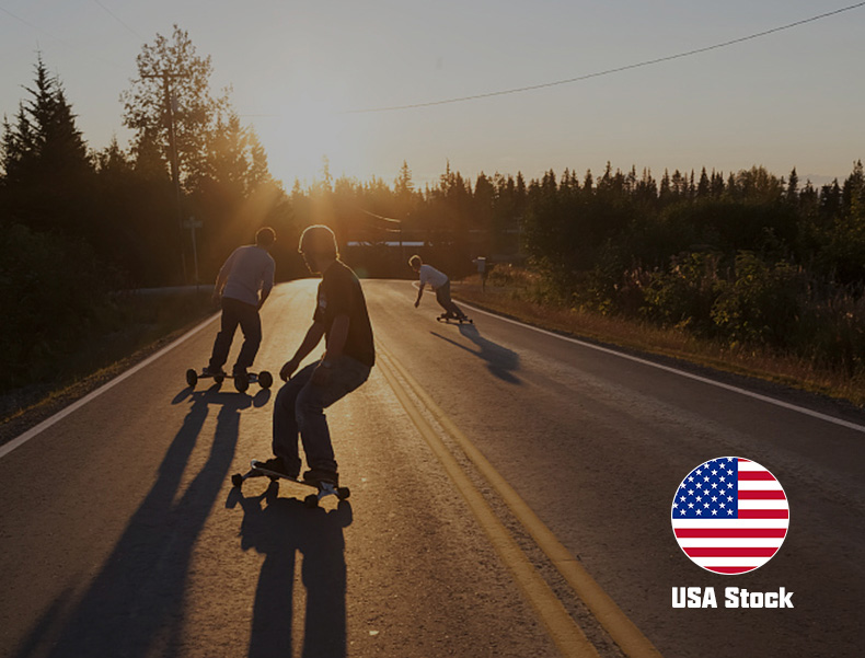 USA Stock 2400W Dual Belt Hub Motor 12AH Battery Customized Grip Tape Deck Surface Custom Electric skateboard Longboard