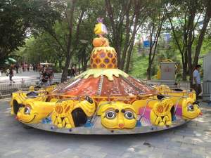 Bee King Dom 32-คนหมุนเครื่องเล่นไฟฟ้าไฟเบอร์กลาสสวนสนุกสำหรับสวนแทรมโพลีนพา<span class=keywords><strong>ร์</strong></span>ค - Product Image 3