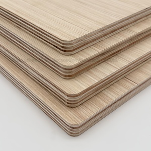 Style moderne E1 Formaldéhyde Émission Étanche À L'eau Résistant Aux Termites Mélamine <span class=keywords><strong>Combi</strong></span> Core Contreplaqué Usine Personnalisée pour Vivre Pin - Product Image 6