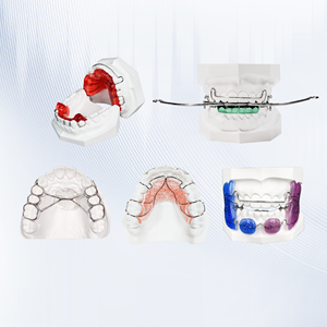 Plaque d'expansion orthodontique dentaire amovible en acrylique avec vis d'expansion - Product Image 1