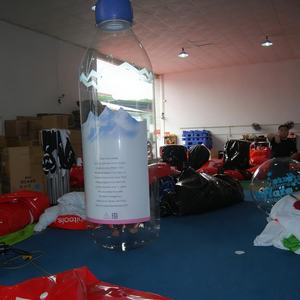 Réplique de bouteille d'eau transparente géante éclairée personnalisée KeepFuns (marquée) - Affichage publicitaire pour les promotions et les événements de boissons - Product Image 5