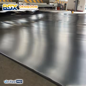 แผ่นปูบ่อปลา แผ่นกันซึม HDPE หนา 2 มม. 250gsm แผ่นกันซึมเรียบ 1 มม. สำหรับฟาร์ม ที่ฝังขยะ ริมแม่น้ำ การเพาะเลี้ยงสัตว์น้ำ และเก็บน้ำ - Product Image 4