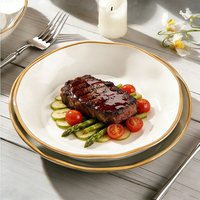 Service de vaisselle Qianyue HoReCa Gold Rim, assiettes plates en porcelaine nordique en céramique pour mariage et restaurant