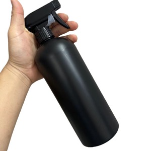 Bán Buôn 250/500/1000Ml HDPE Nhựa Màu Đen Kích Hoạt Phun Chai Vòng Matte Vai Với Bơm Con Dấu Cho Salon Tóc - Product Image 4