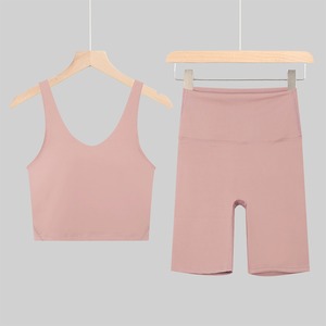 Set Yoga Plus Size Marrone Mocha 2 Pezzi, Completo Sportivo Senza Cuciture, Pantaloncini Colore Espresso, Tessuto Morbidissimo, Etichetta Privata Personalizzata - Product Image 3