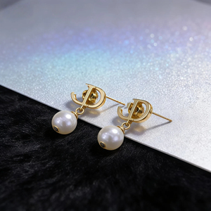 设计师简约风格金耳环，适合女士奢华时尚品牌订婚珠宝耳环 - Product Image 5