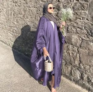 Derniers modèles de vêtements islamiques à Dubaï Robes maxi décontractées à manches bouffantes pour musulmans Robe cardigan ouverte brillante en polyester à la mode Abaya