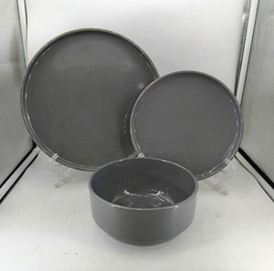 Vente en gros de la marque HIXIN, vaisselle en céramique durable de qualité supérieure, ensemble de <span class=keywords><strong>18</strong></span> pièces, <span class=keywords><strong>assiettes</strong></span> et bols avec bord doré, pour la maison et les restaurants - Product Image 3