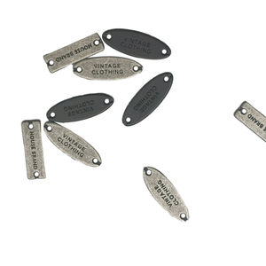 Hình Chữ Nhật Hình Dạng Hình Bầu Dục Khắc Tấm Tag Dập Nổi Kim Loại May Trên Tùy Chỉnh Quần Áo Nhãn Cho Hàng May Mặc - Product Image 4