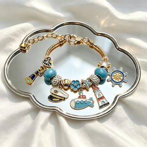 Pulsera de brújula submarina con diseño de faro, chapada en oro, de acero inoxidable, resistente al agua, de Fanhua Jewelry, muy vendida en TikTok. - Product Image 1