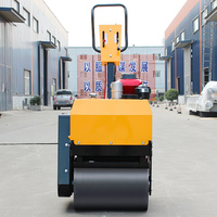 Mini rouleau de route 1 tonne à pied derrière compacteur vibrant essence diesel double tambour pour asphalte