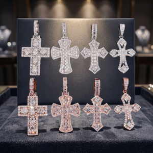 Colgante de Cruz de Moissanita Brillante de Plata 925, Chapado en Oro Rosa, con Incrustaciones de Circonitas, Lujoso, Temática Cristiana, Unisex, para Uso Diario - Product Image 4