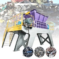 Déchiqueteur industriel robuste pour métaux, idéal pour les tôles de navires, les tuyaux en acier et l'élimination à grande échelle des déchets solides métalliques.