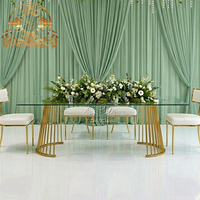 Table à manger moderne en acier inoxydable de forme personnalisable avec plateau en verre trempé pour mariages, événements hôteliers et fêtes