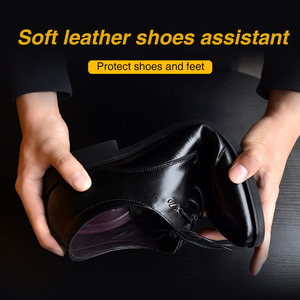 <span class=keywords><strong>Spray</strong></span> adoucissant pour <span class=keywords><strong>cuir</strong></span> CARE GUYS, formule neutre, pour tous types <span class=keywords><strong>de</strong></span> chaussures, kit d'entretien des chaussures - Product Image 3